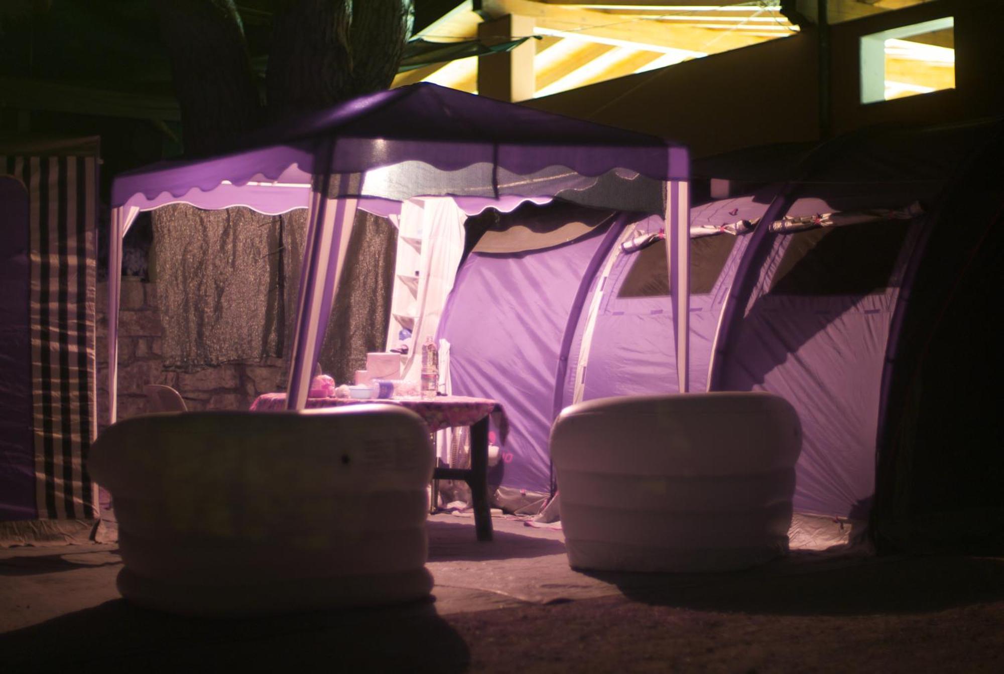 Camping Lacona Pineta กาโปลิเวรี ภายนอก รูปภาพ