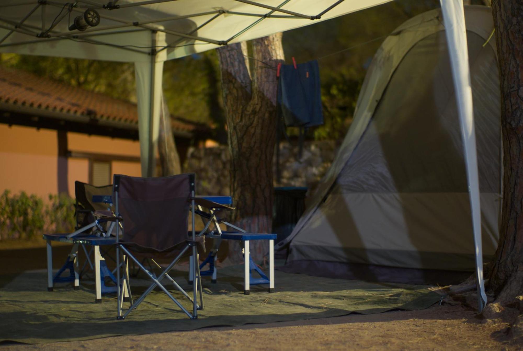 Camping Lacona Pineta กาโปลิเวรี ภายนอก รูปภาพ